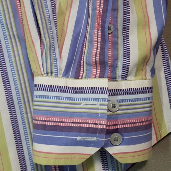 Robert Graham shirt - Picture 5 of 5
